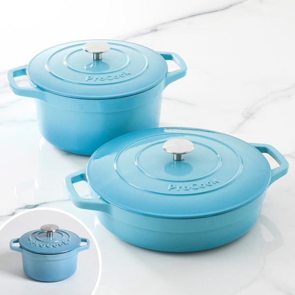 Blue casserole dishes